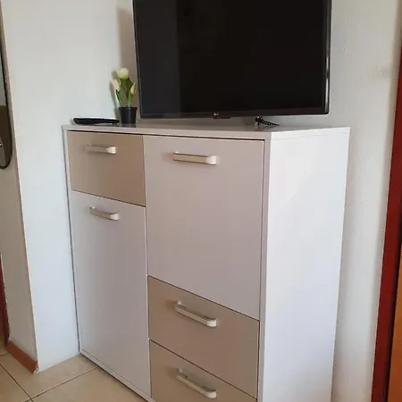 דירה Marija יזרה